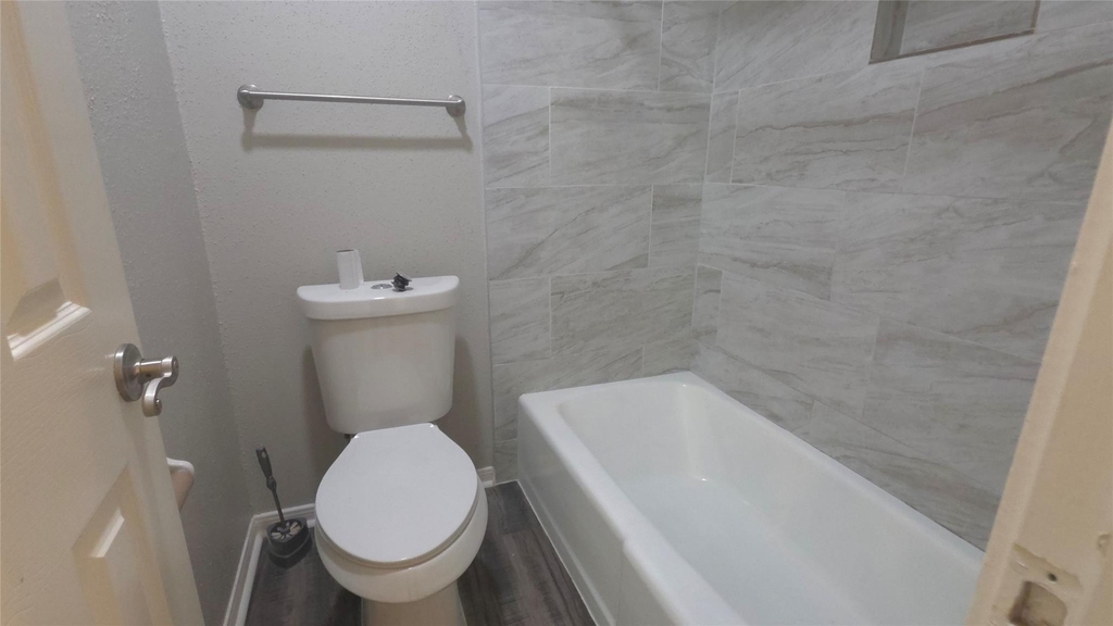 1119 Montour Drive - Photo 15