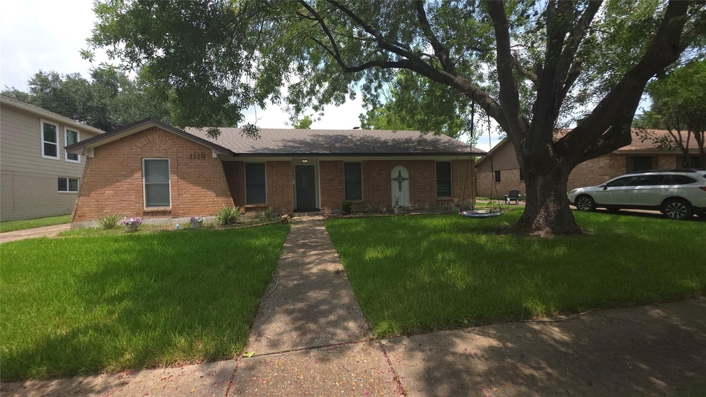 1119 Montour Drive - Photo 2