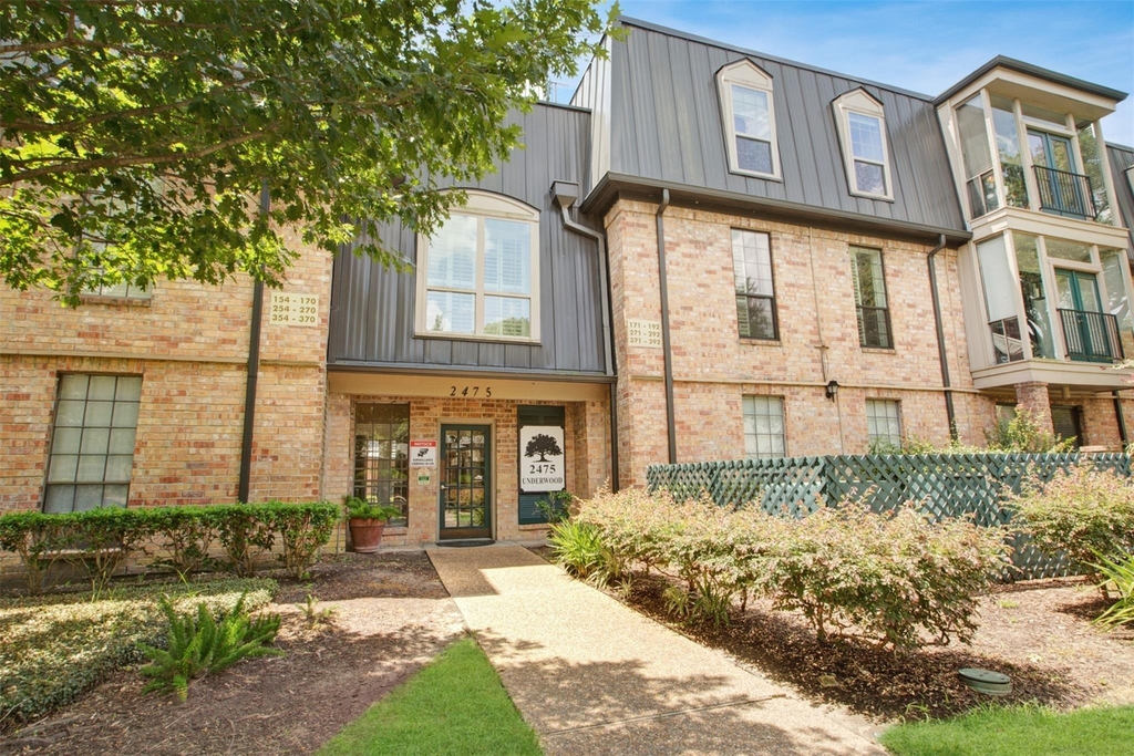 2475 Underwood Street - Photo 32