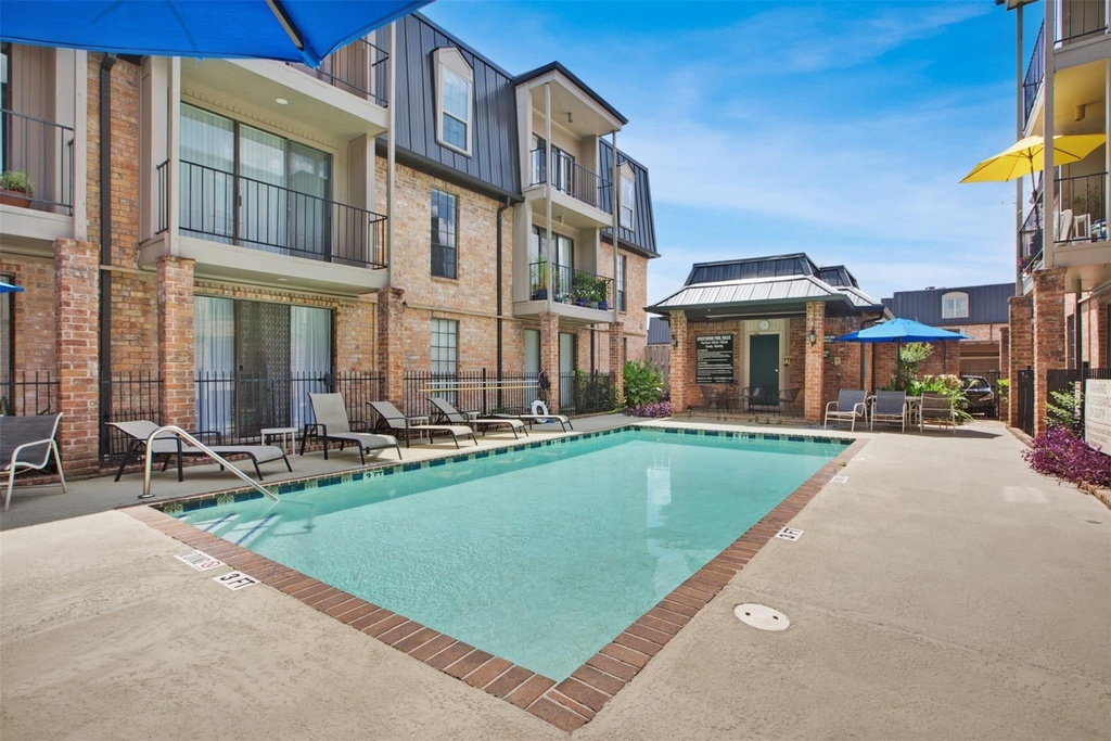 2475 Underwood Street - Photo 1