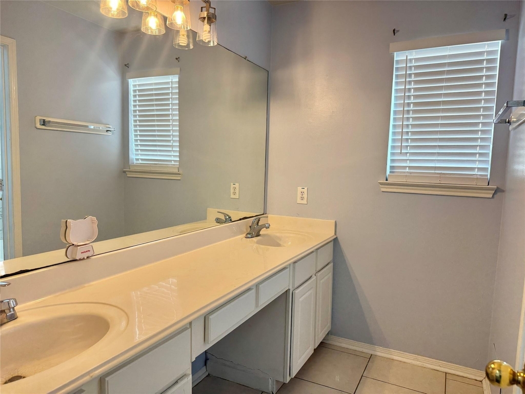 14802 Bellflora Court - Photo 8