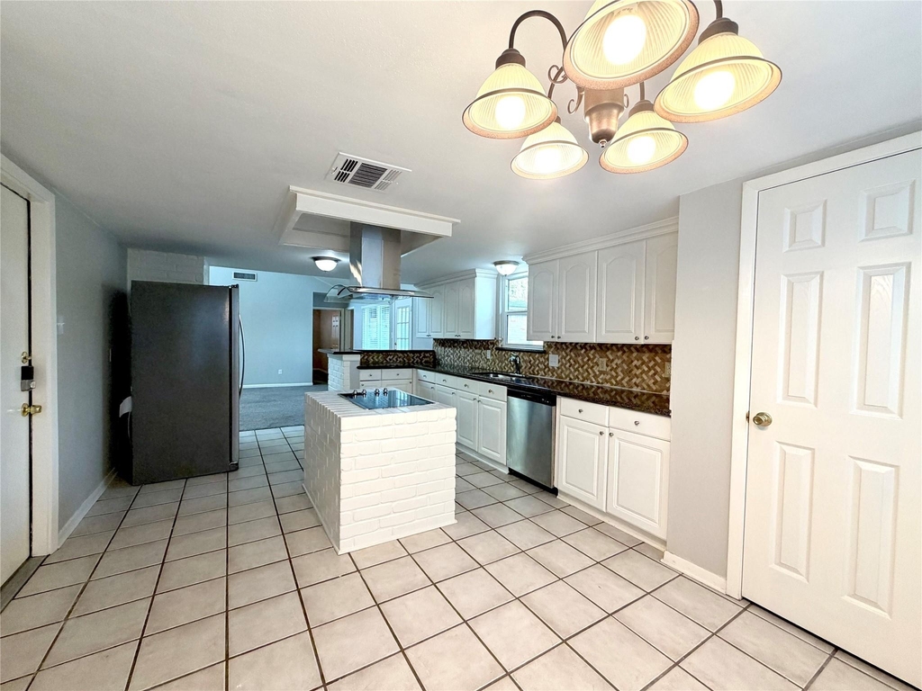 22315 Waynoka Road - Photo 7
