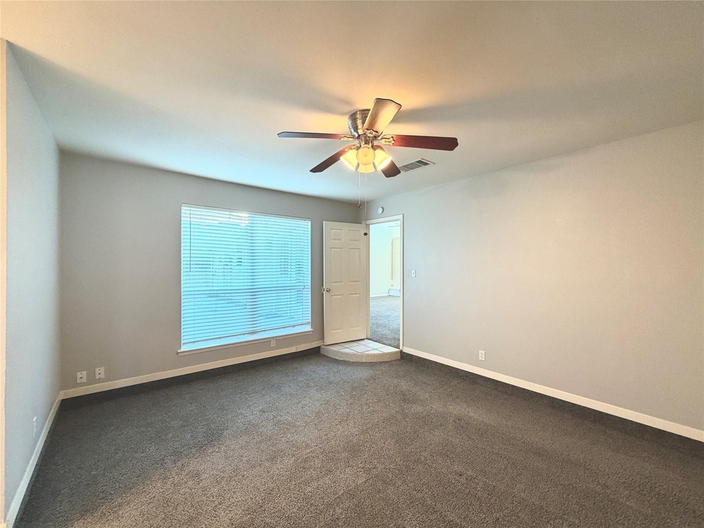 22315 Waynoka Road - Photo 18