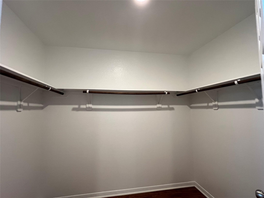 4711 Prairie Chase Drive - Photo 11