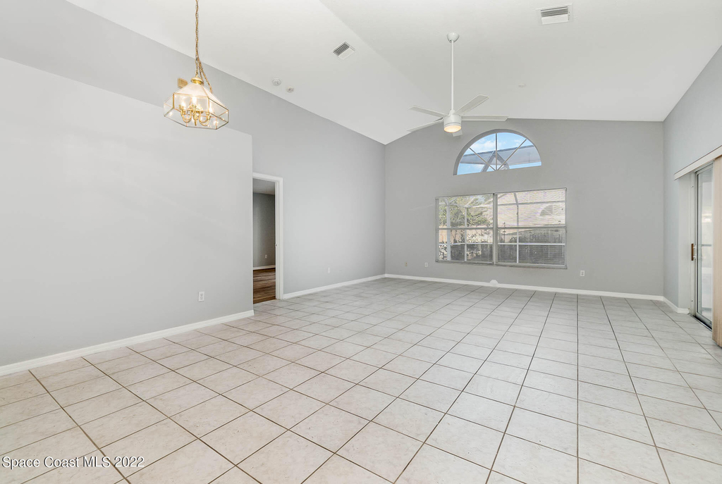 2187 Hedgerow Drive - Photo 12