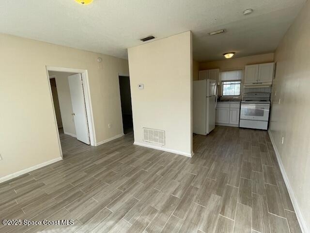 708 S Wilson Avenue - Photo 3
