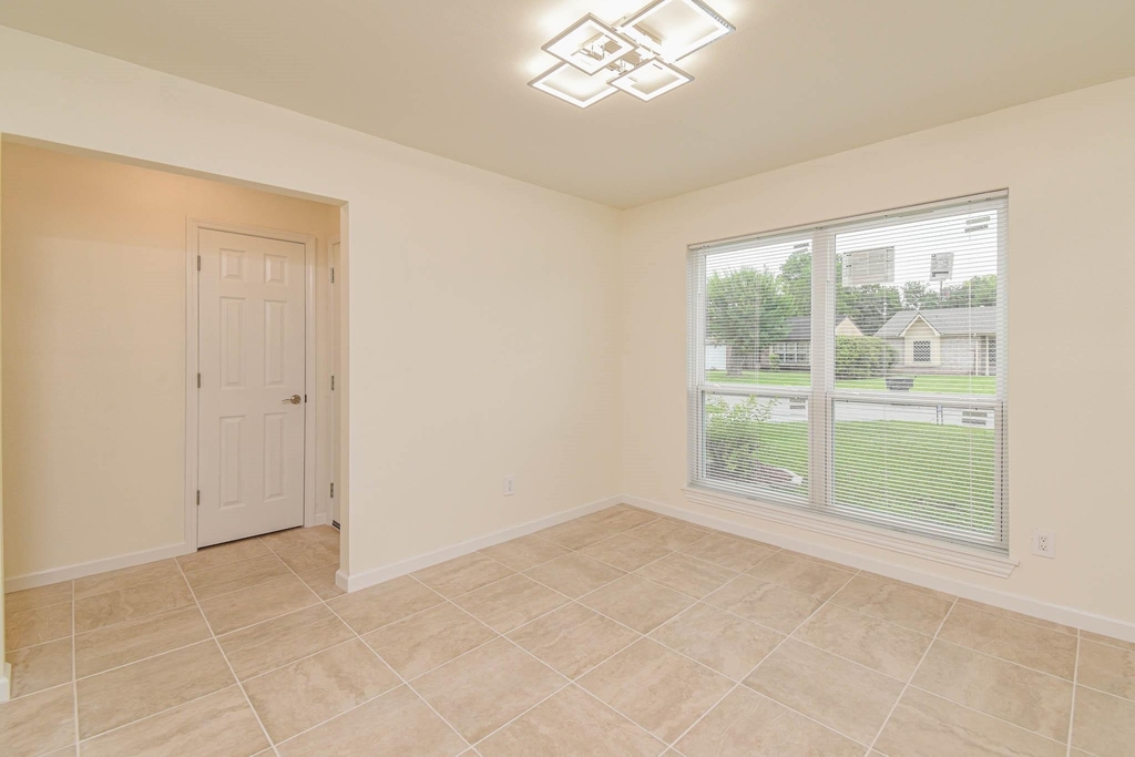 5003 Denoron Drive - Photo 14