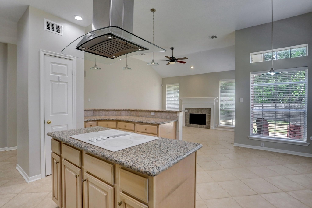 14019 Lake Trail Drive - Photo 5