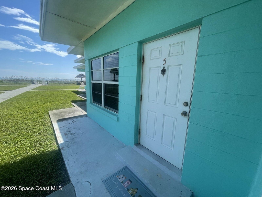 1365 S Atlantic Avenue - Photo 1