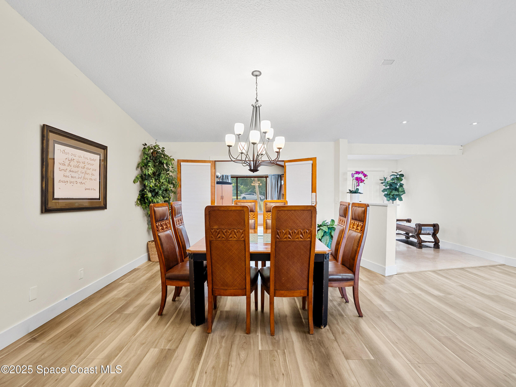 165 Crispin Street - Photo 7