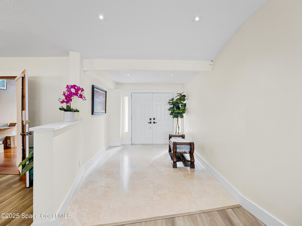 165 Crispin Street - Photo 6