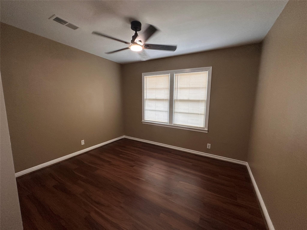 1121 Millie Street - Photo 23