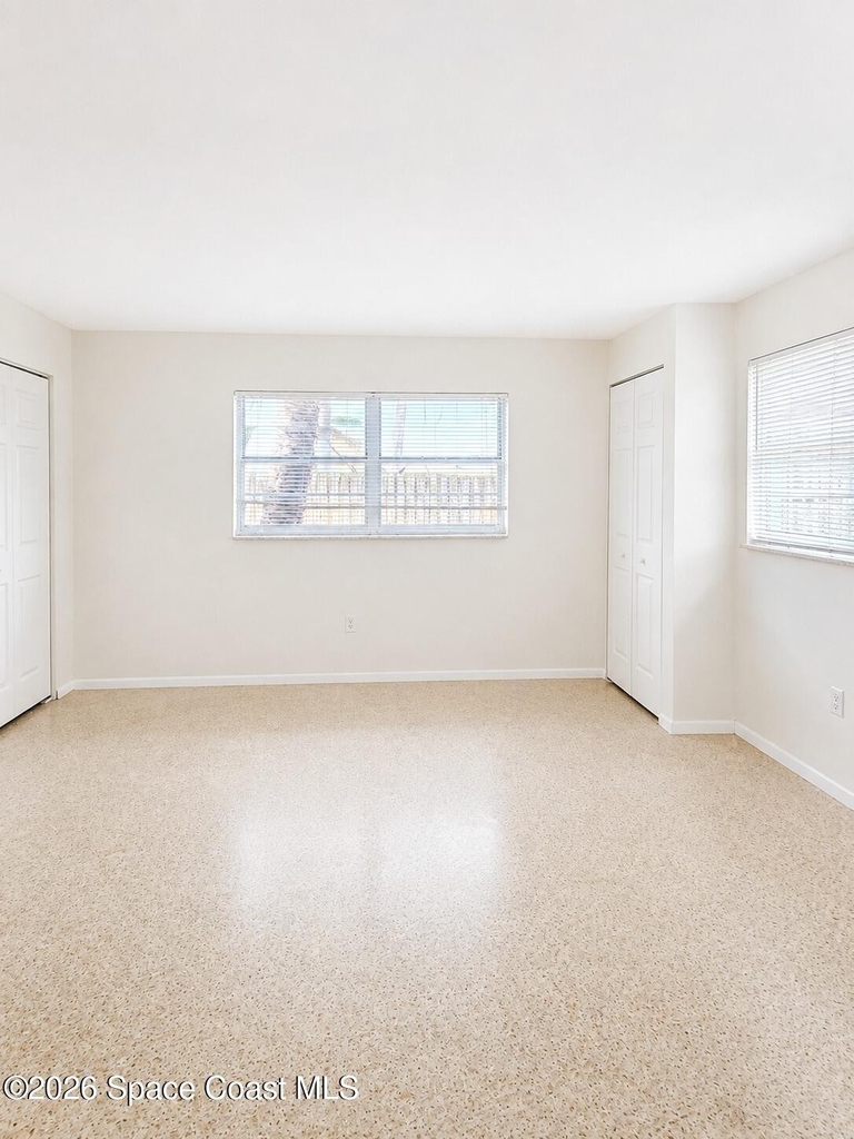 217 Martin Street - Photo 12