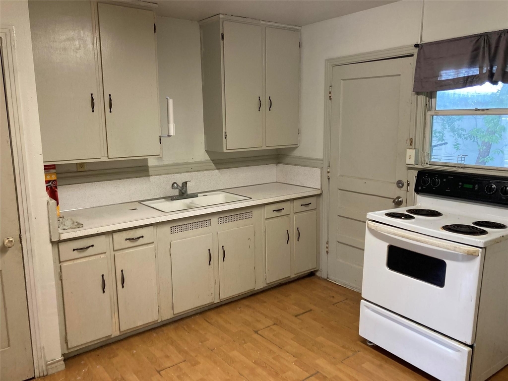 308 N Dallas Street - Photo 44