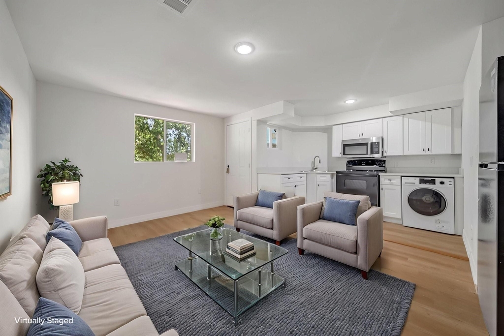 411 Avenue A - Photo 10