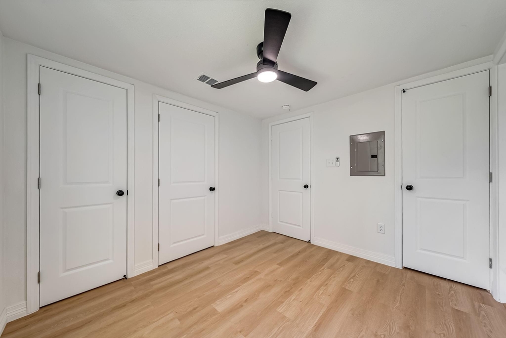 411 Avenue A - Photo 6