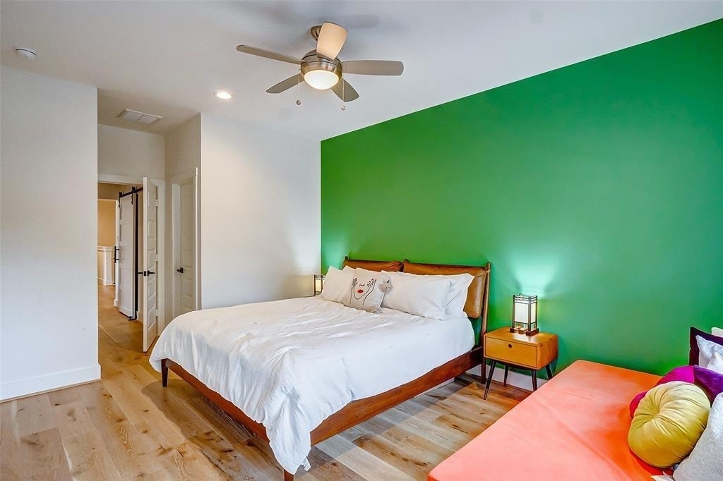 306 E 28th Street - Photo 33