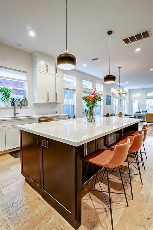 306 E 28th Street - Photo 10