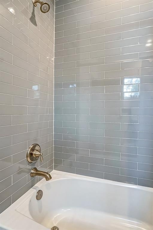 306 E 28th Street - Photo 37