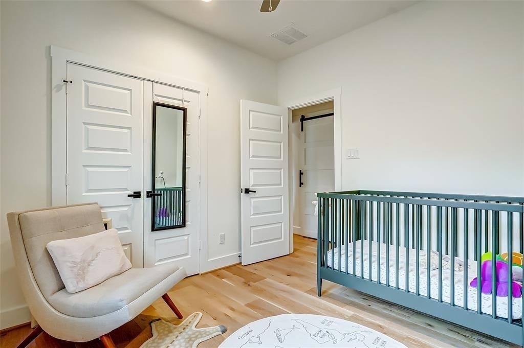 306 E 28th Street - Photo 28