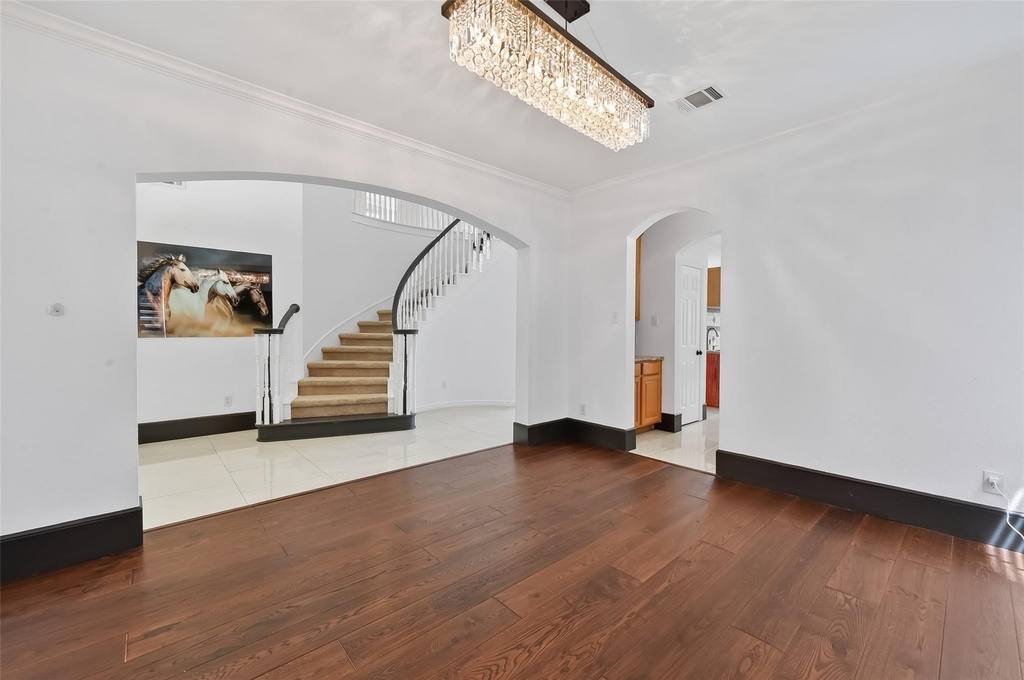 1311 Rene Court - Photo 7