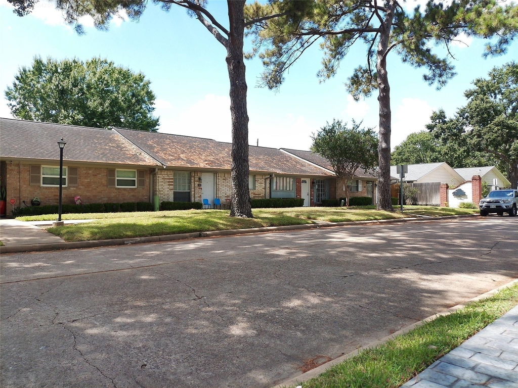 1102 W Tri Oaks Lane - Photo 29