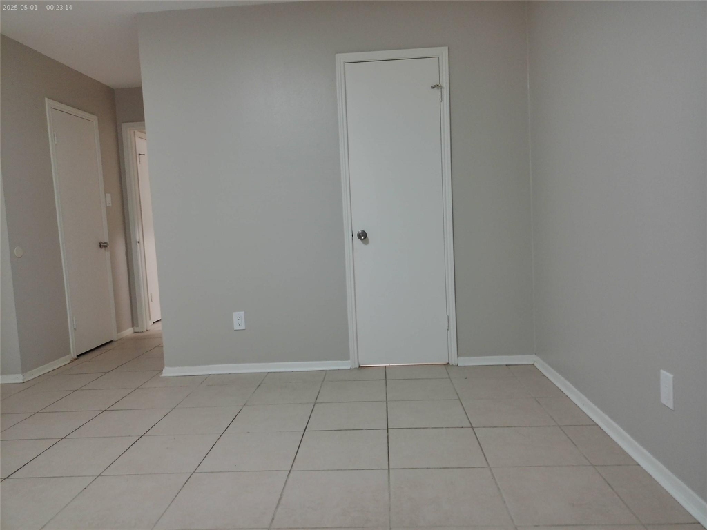 1102 W Tri Oaks Lane - Photo 16