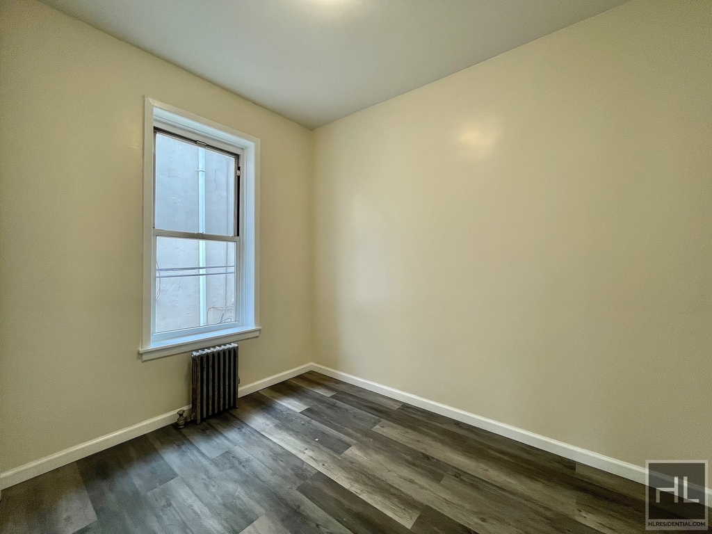 34 Avenue - Photo 10