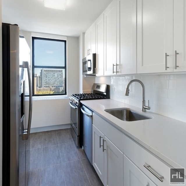 East 31st Street - Photo 3