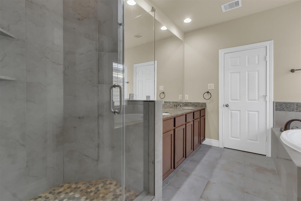 9006 Lakes At 610 Drive - Photo 20