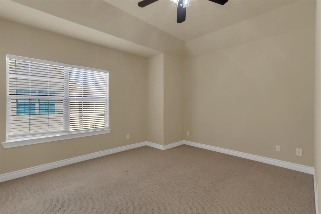 9006 Lakes At 610 Drive - Photo 22