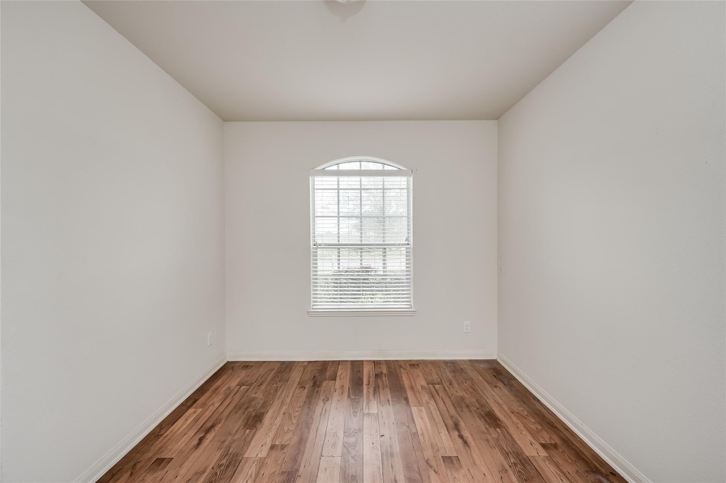 7106 Montclair Peak Lane - Photo 5