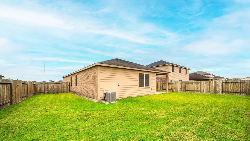 7106 Montclair Peak Lane - Photo 20