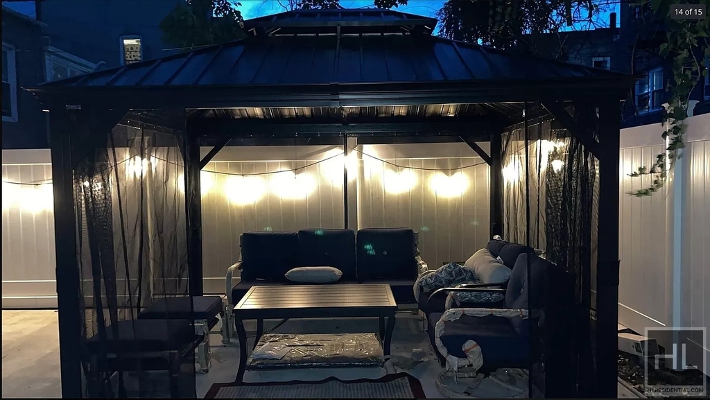 East 96 Street - Photo 22