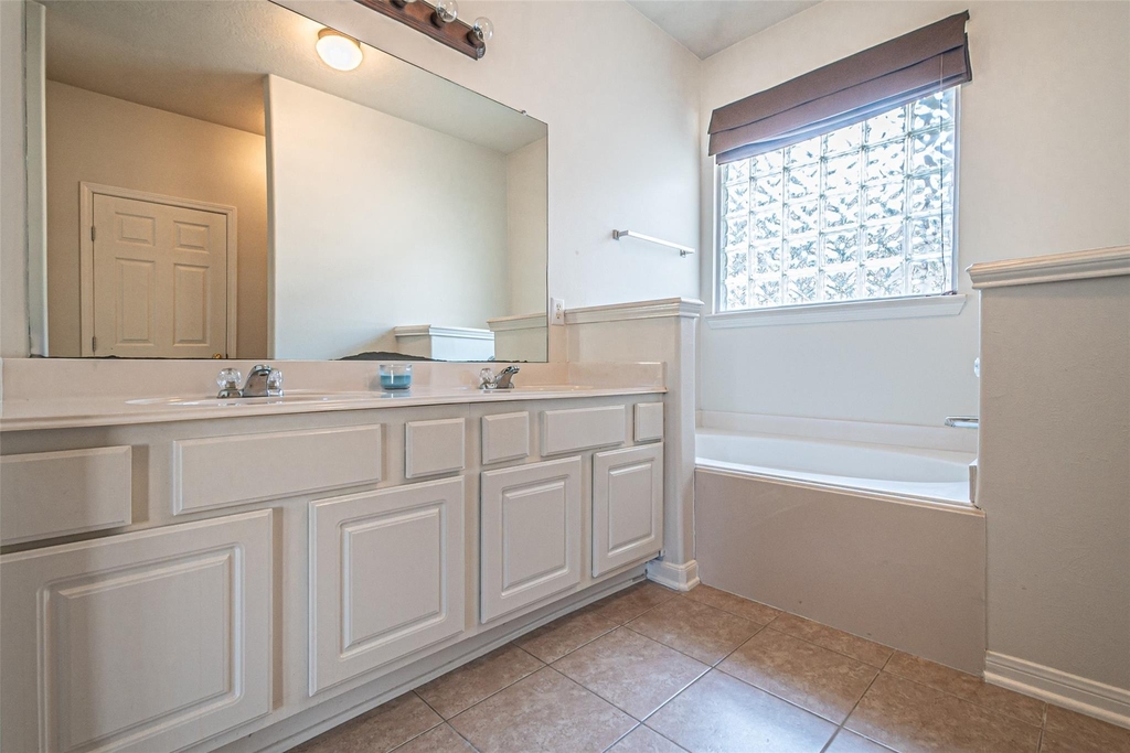 7431 Riven Oaks Court - Photo 27