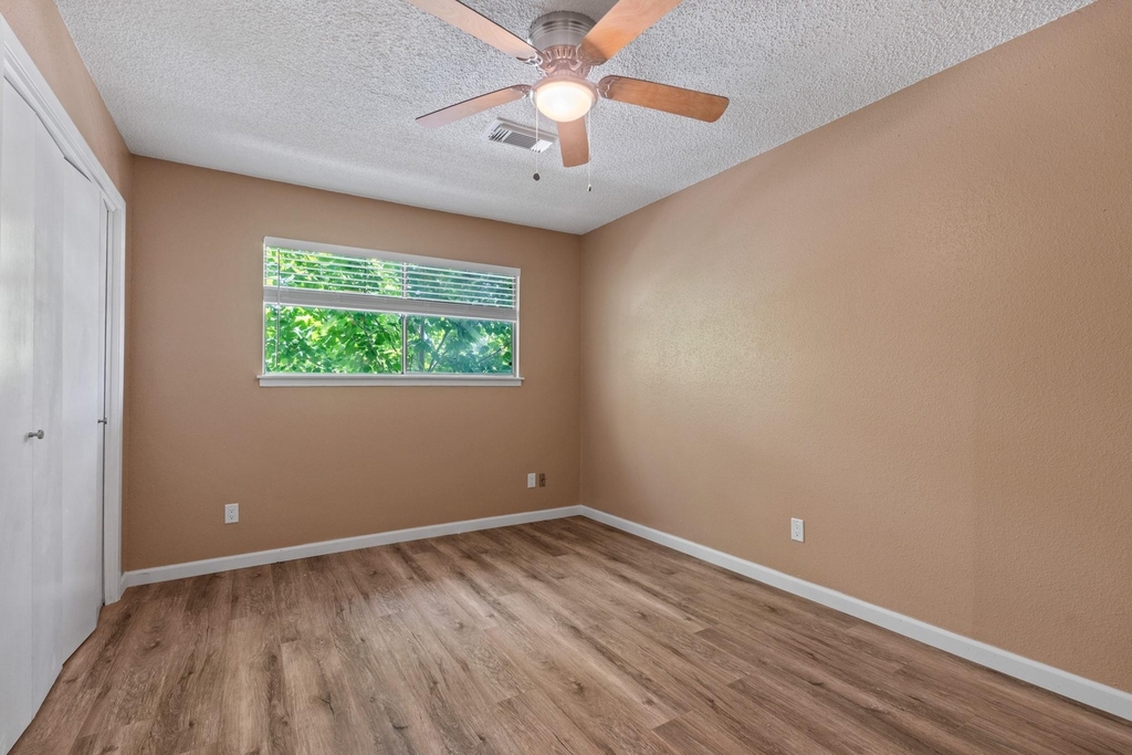 6713 Biggs Court - Photo 14