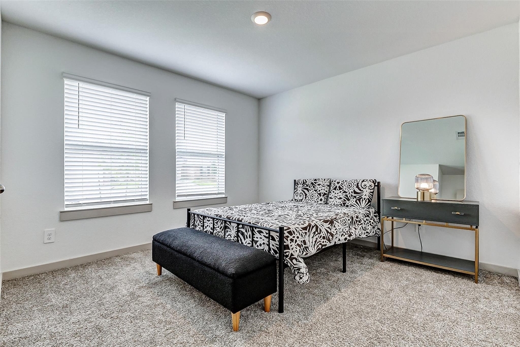 1731 William Scott Street - Photo 3