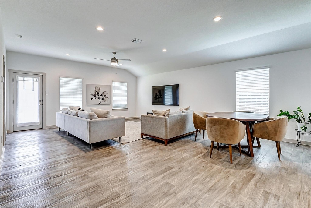 1731 William Scott Street - Photo 15