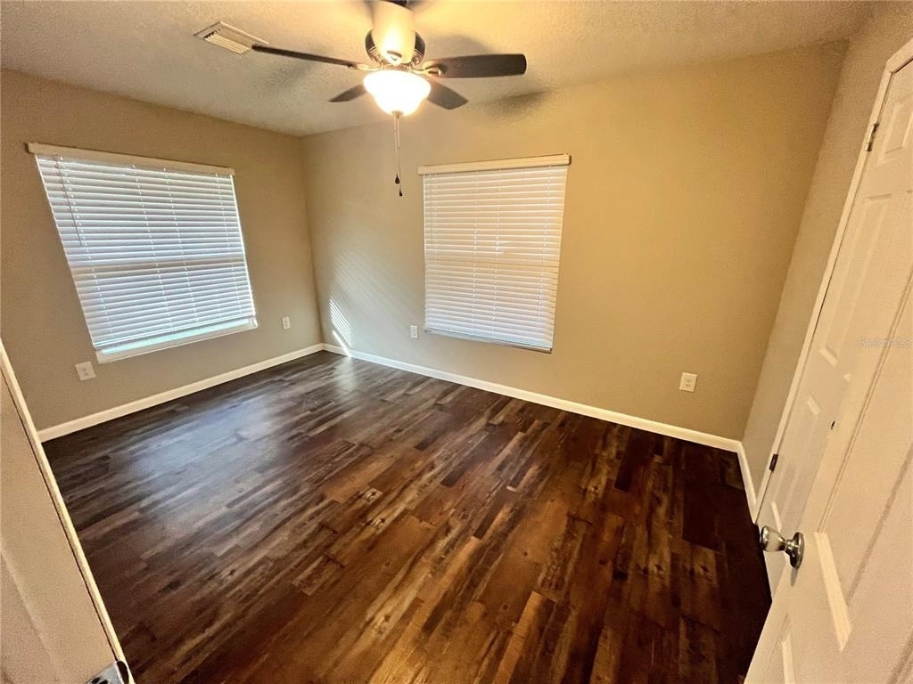 601 Andys Court - Photo 4