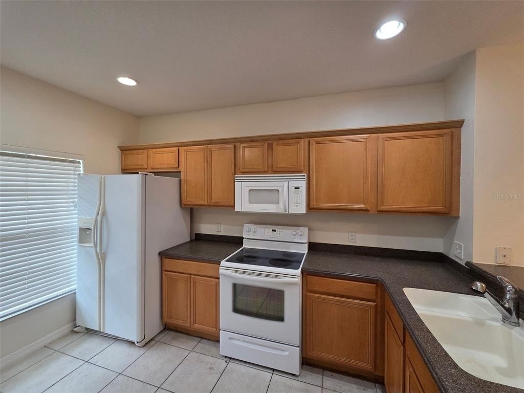 8511 Trail Wind Drive - Photo 3