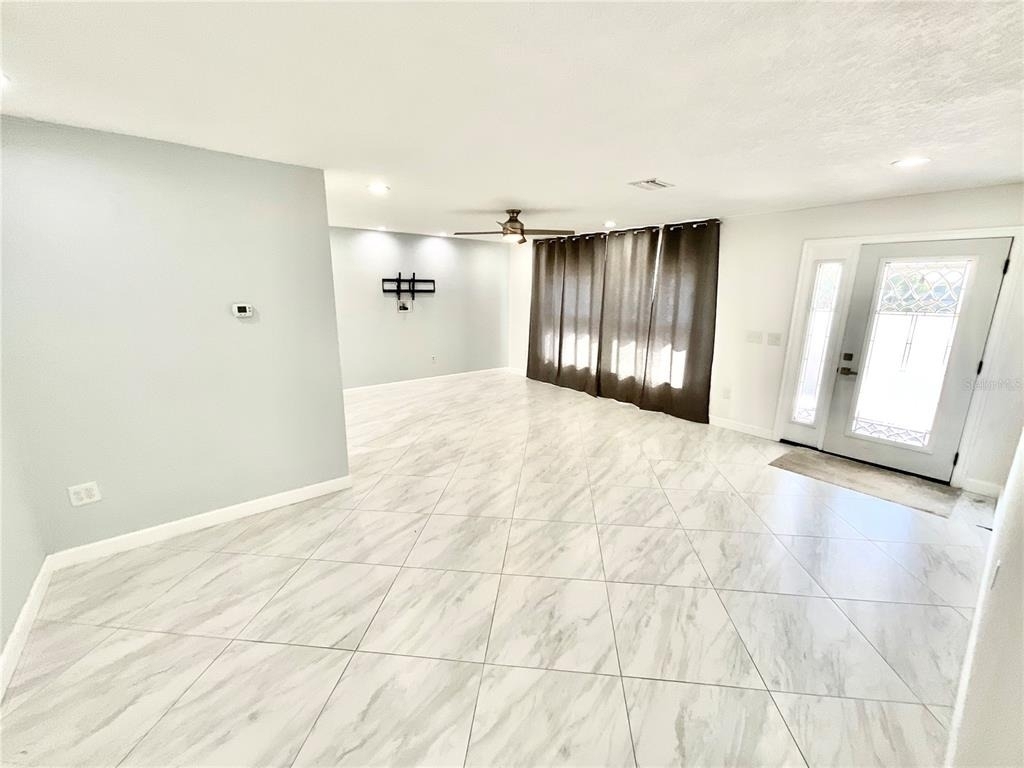 1545 Indiana Avenue - Photo 5