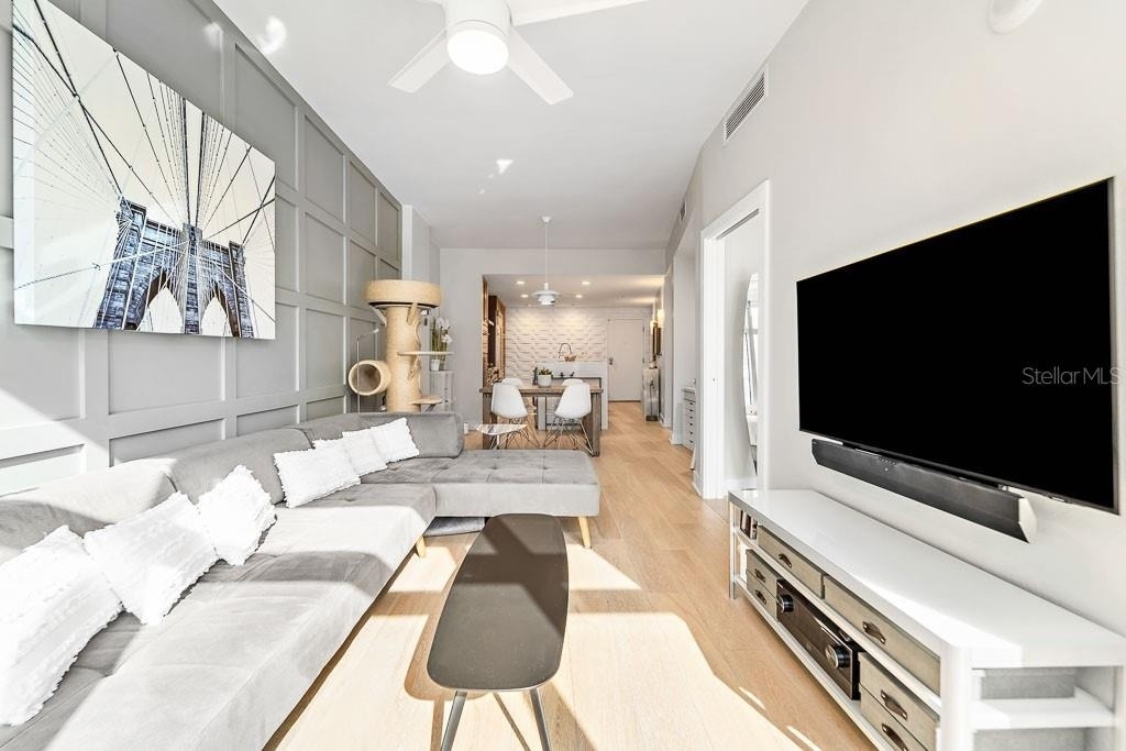 1120 E Kennedy Boulevard - Photo 4