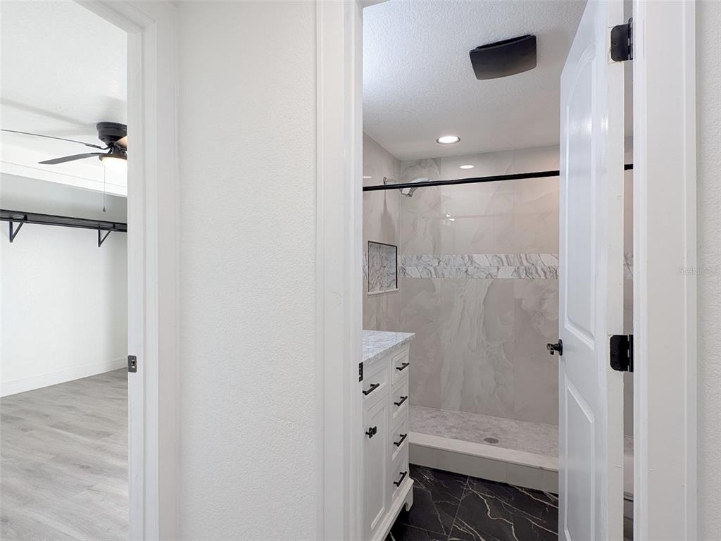 15209 Bailey Hill Road - Photo 3