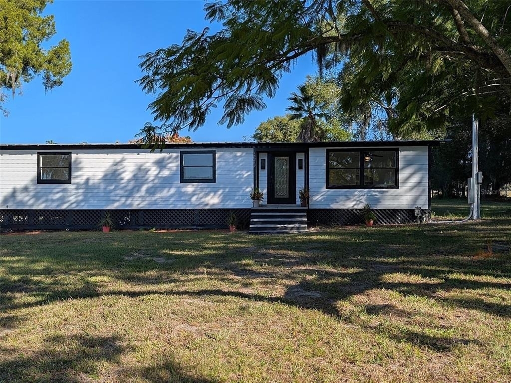 15217 Bailey Hill Road - Photo 0