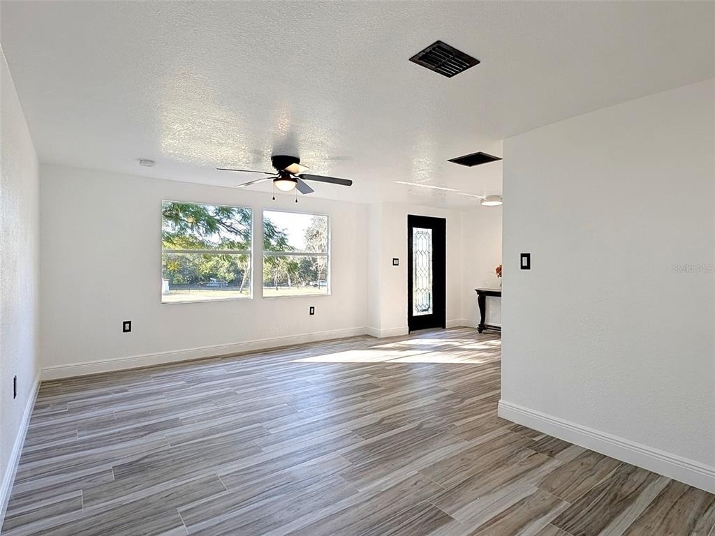 15217 Bailey Hill Road - Photo 2
