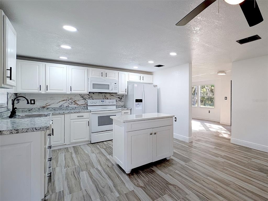 15217 Bailey Hill Road - Photo 5