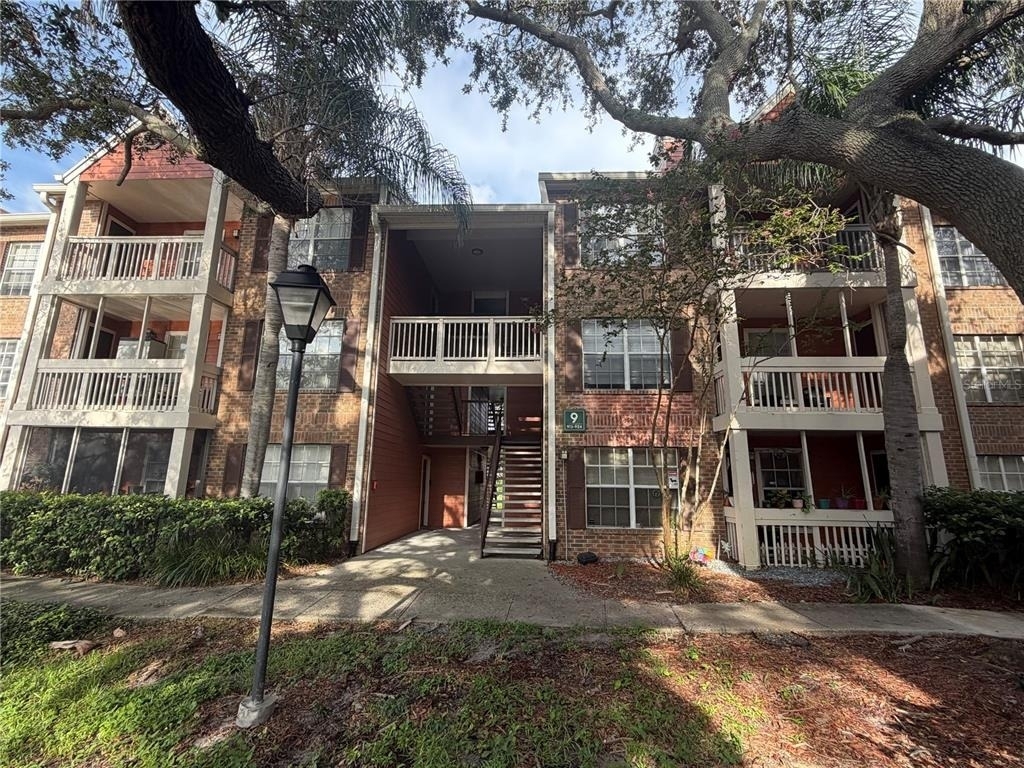 10200 Gandy Boulevard N - Photo 0