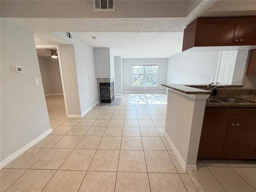 10200 Gandy Boulevard N - Photo 7