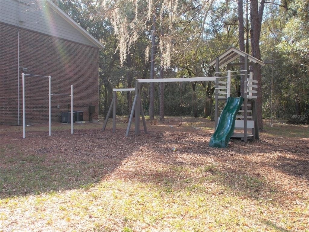 1400 Gandy Boulevard N - Photo 5