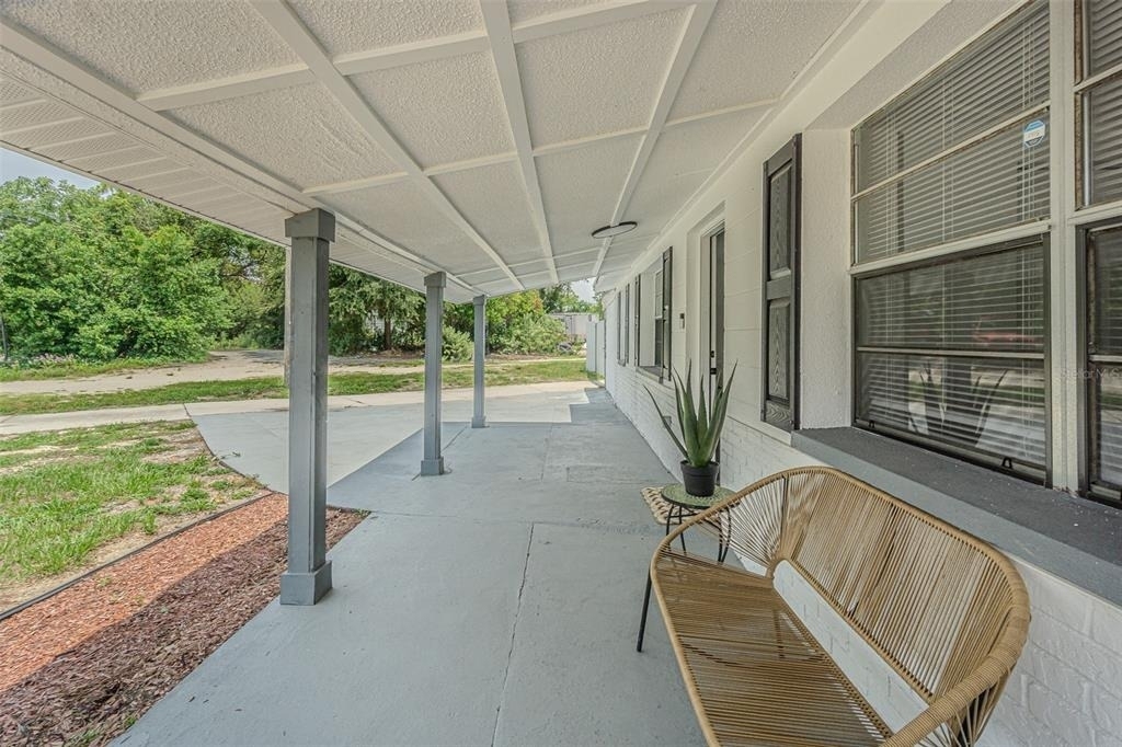 5817 E 30th Avenue - Photo 2